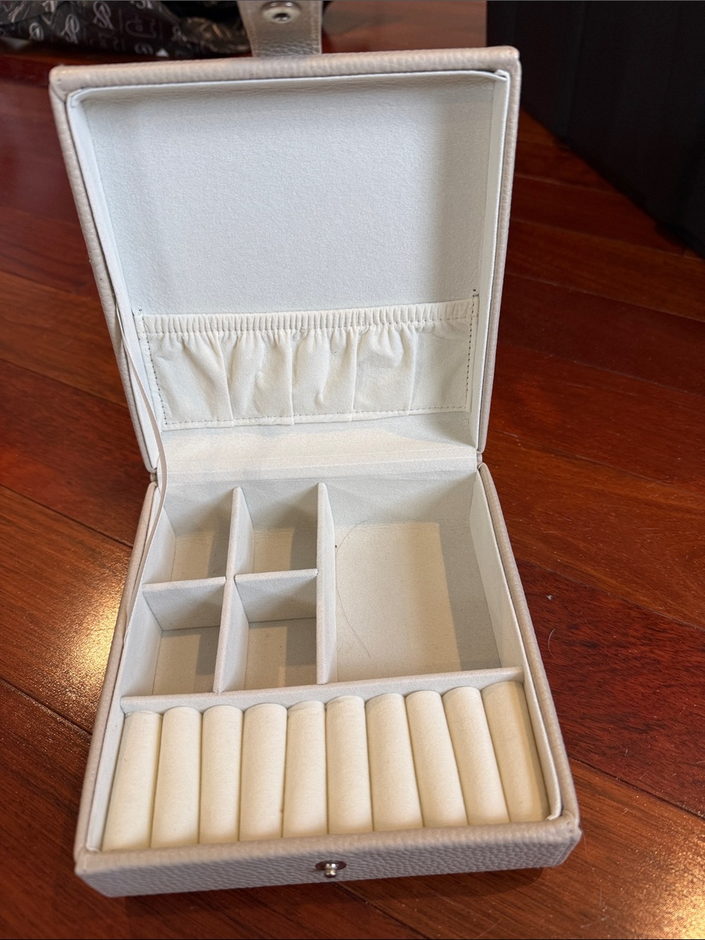 Travel-Friendly Cream Jewelry Organizer with Ring Roll